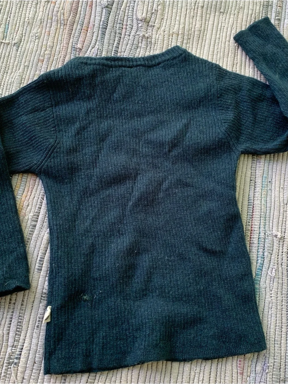 Nui organics sweater